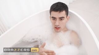 BRAZZERS – Sexy Allison Miller Knows What She Wants, That Is Jordi’s Hard Dick In The Shower