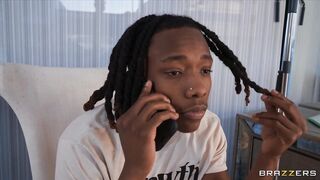 Trimzz: Episode 1 in 4k – Lila Hayes