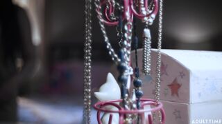 Lulu Chu – Feed Me Scene 02