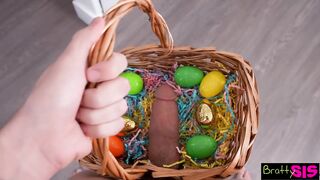 Sneaky Stepsis Emma Rosie seduces Stepbro to Fill Her Easter Eggs Full of Sperm – S36:E5