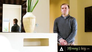 MOMMY’S BOY – Perv Residential Security Guard Is Caught Watching MILF Lauren Phillips Masturbating